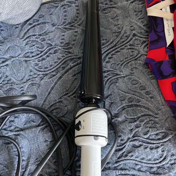 Hot tools curling wand - Picture 3 of 3